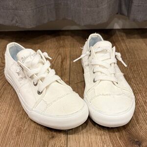 Blowfish Women's Off-White Canvas Sneakers